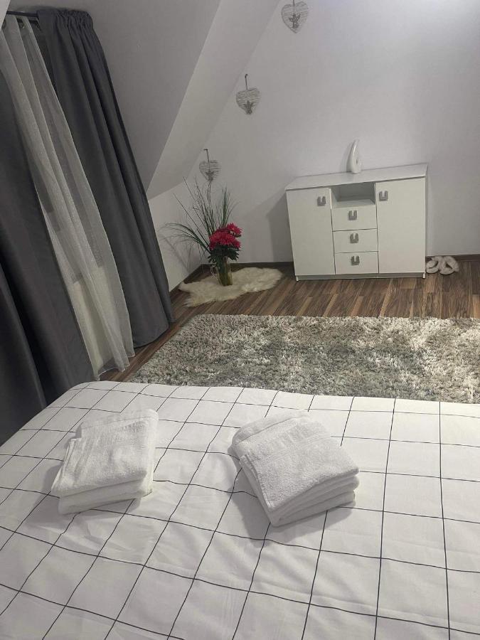 Apartament Ema Bistriţa Exterior foto