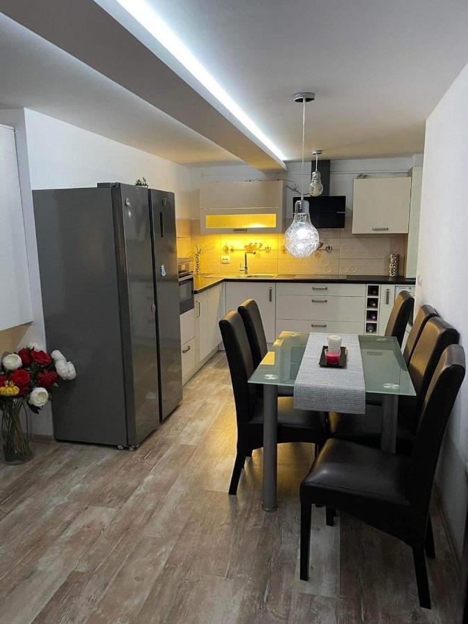 Apartament Ema Bistriţa Exterior foto